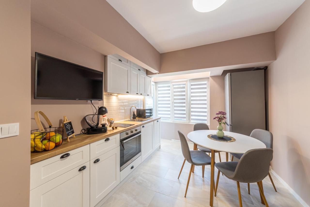 Great Location Apartment Varna Exteriör bild