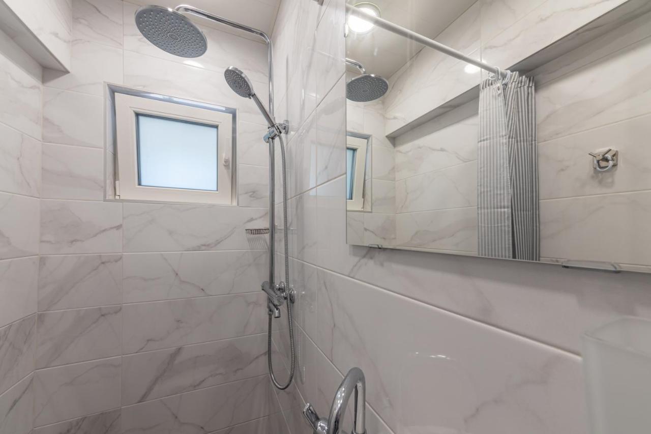 Great Location Apartment Varna Exteriör bild